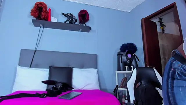 Coco Kiss online show from April 5, 1:18 pm