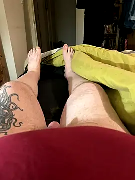  online show from November 12, 9:18 pm