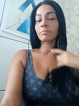 Snapshot of casal7722 chatting on December 6, 12:11 pm casal7722 online show from December 6, 12:11 pm