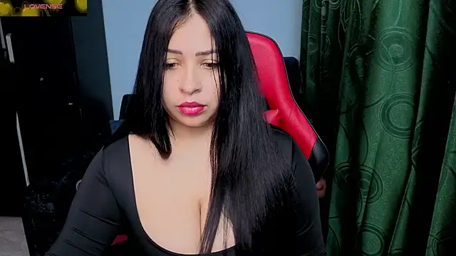 charlotee lovee69 online show from July 11, 7:08 am