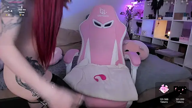 Snapshot of _ChloeSweeet_ chatting on March 14, 11:56 am ChloeSweeet online show from March 14, 11:56 am