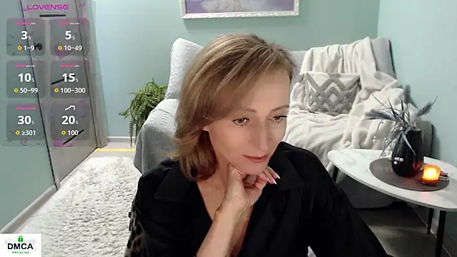 HornyMilf 777 online show from March 30, 6:04 am