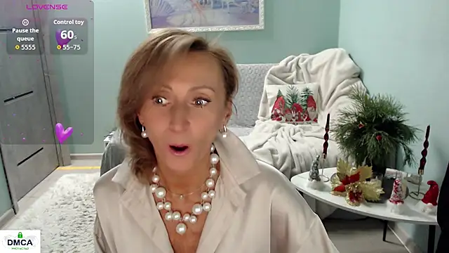 HornyMilf 777 online show from January 6, 6:28 am