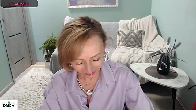 HornyMilf 777 online show from May 5, 6:38 am