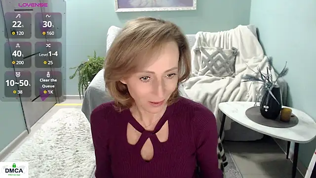 HornyMilf 777 online show from April 14, 7:46 am