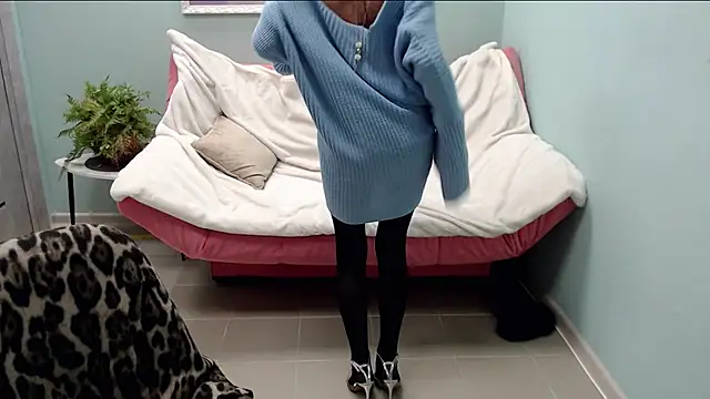 HornyMilf 777 online show from March 12, 11:43 am