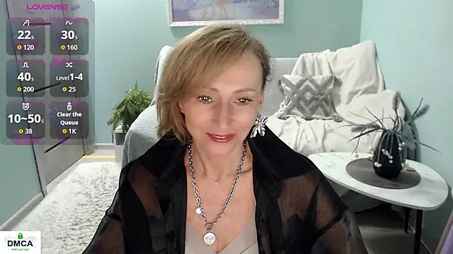 HornyMilf 777 online show from May 16, 6:34 am