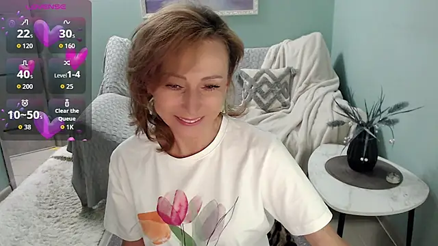 HornyMilf 777 online show from October 4, 6:37 am