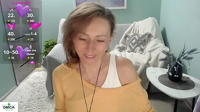 HornyMilf 777 online show from November 12, 6:50 am