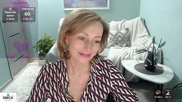 HornyMilf 777 online show from May 4, 6:27 am
