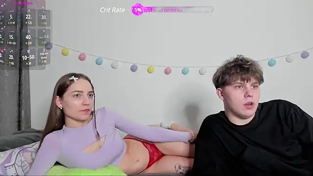 Snapshot of Emily_and_Ilumi chatting on January 17, 2:39 pm Emily and Ilumi online show from January 17, 2:39 pm