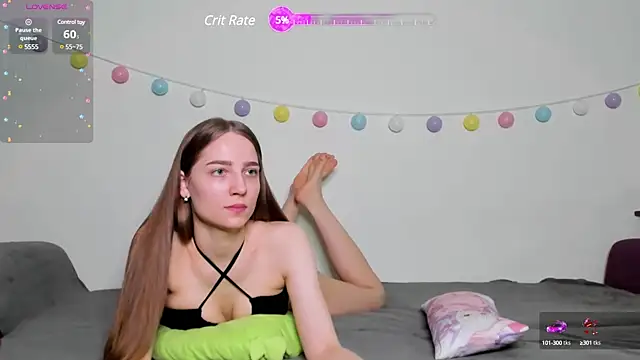 Snapshot of Emily_and_Ilumi chatting on February 9, 3:45 pm Emily and Ilumi online show from February 9, 3:45 pm