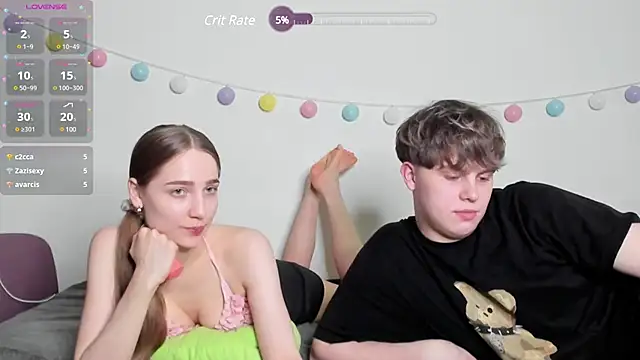 Snapshot of Emily_and_Ilumi chatting on January 24, 8:11 pm Emily and Ilumi online show from January 24, 8:11 pm
