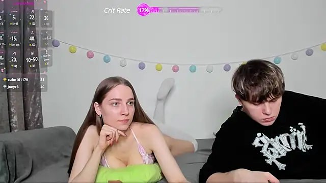 Snapshot of Emily_and_Ilumi chatting on February 6, 6:35 pm Emily and Ilumi online show from February 6, 6:35 pm
