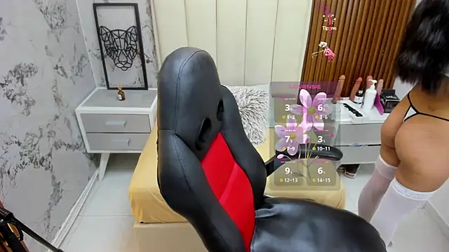 Snapshot of MILEY_JOAS2 chatting on September 11, 7:25 pm MILEY JOAS2 online show from September 11, 7:25 pm