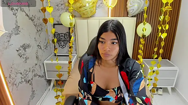 Snapshot of MILEY_JOAS2 chatting on November 26, 7:25 pm MILEY JOAS2 online show from November 26, 7:25 pm