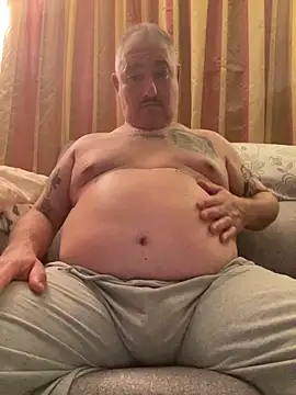 Russirayu online show from April 12, 9:40 pm