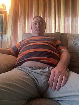 Russirayu online show from February 14, 7:30 am