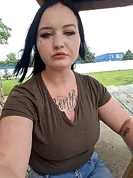 XxxonlyinexxX online show from June 28, 5:19 pm