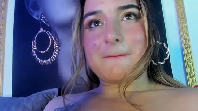 CandyQueenGold online show from March 17, 1:14 am