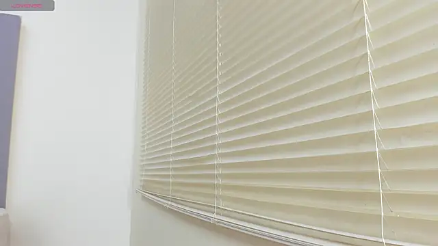 Snapshot of _Molly_rosse_ chatting on October 31, 11:51 am Molly rosse online show from October 31, 11:51 am