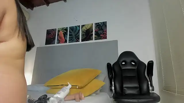  Molly rosse  online show from February 18, 12:23 pm