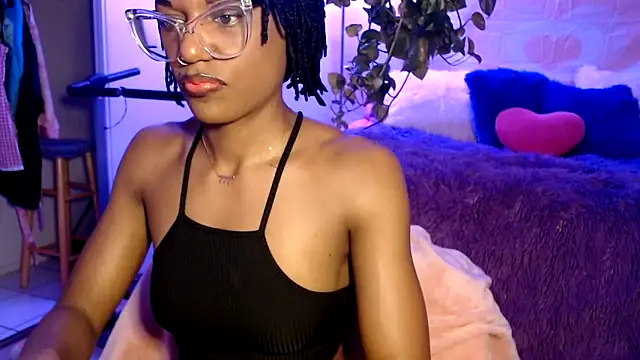 CocoSage online show from December 18, 11:30 pm