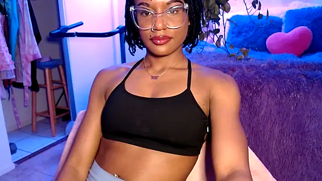 Snapshot of CocoSage chatting on February 2, 6:29 pm CocoSage online show from February 2, 6:29 pm