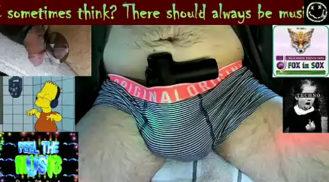 Snapshot of RevilO1180 chatting on March 10, 3:52 pm RevilO1180 online show from March 10, 3:52 pm