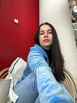 Snapshot of Teylor_Love chatting on January 14, 9:35 am Teylor Love online show from January 14, 9:35 am