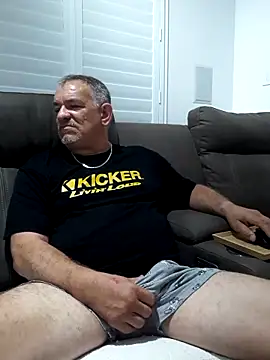 Cock-a-saurus68 online show from October 13, 10:50 am