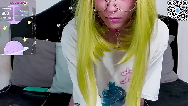 nonawhitemm online show from October 19, 1:41 am