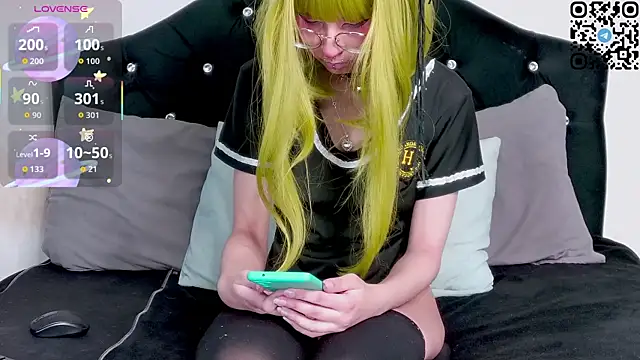 nonawhitemm online show from October 21, 11:37 pm