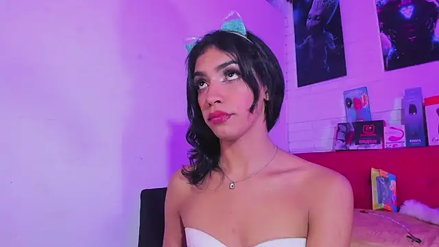 Alahia Rodriguez online show from March 23, 4:49 am