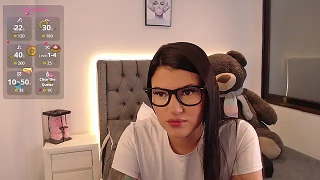 Nicols66 online show from February 9, 9:35 pm