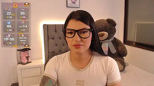 Nicols66 online show from May 18, 11:31 pm