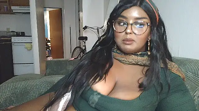 Snapshot of SiminFox chatting on October 6, 12:45 am SiminFox online show from October 6, 12:45 am