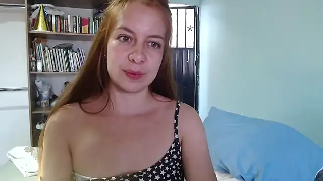 Snapshot of violetapeter_1 chatting on May 1, 10:15 pm violetapeter 1 online show from May 1, 10:15 pm