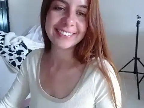 violetapeter 1 online show from December 14, 9:13 pm