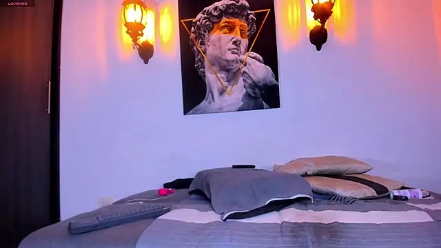 ChrisMiller69 online show from June 12, 11:24 pm