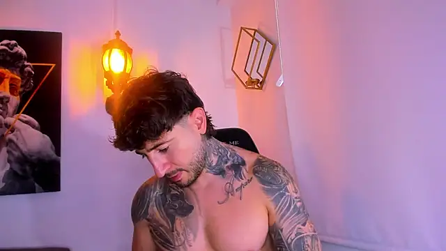 ChrisMiller69 online show from July 12, 10:32 pm