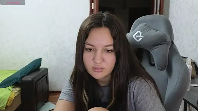 Nelly Fischer online show from March 9, 8:31 pm