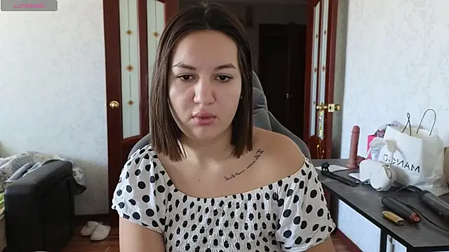 Nelly Fischer online show from March 23, 6:37 am