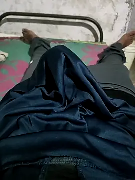 Snapshot of samlord261 chatting on February 15, 3:17 pm samlord261 online show from February 15, 3:17 pm