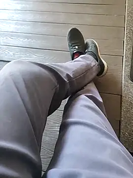 Snapshot of samlord261 chatting on November 4, 7:12 am samlord261 online show from November 4, 7:12 am