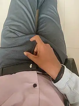 Snapshot of samlord261 chatting on September 10, 8:57 am samlord261 online show from September 10, 8:57 am