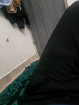 Snapshot of samlord261 chatting on October 2, 2:31 pm samlord261 online show from October 2, 2:31 pm