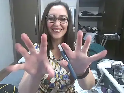 Ulyana72882 online show from January 2, 4:56 pm