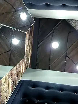 Ulyana72882 online show from January 7, 12:31 pm