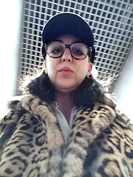 Ulyana72882 online show from December 17, 3:38 pm